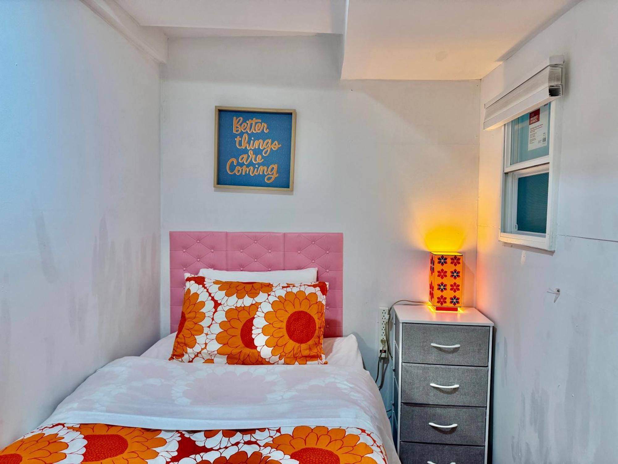 Private Tiny Room On The 1St Floor With Shared Bathroom Near Airport And Downtown Seattte سياتل المظهر الخارجي الصورة